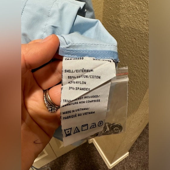 NWOT Nikki Jones Quinn Rain Jacket in Sky Blue , size Large - Picture 7 of 14